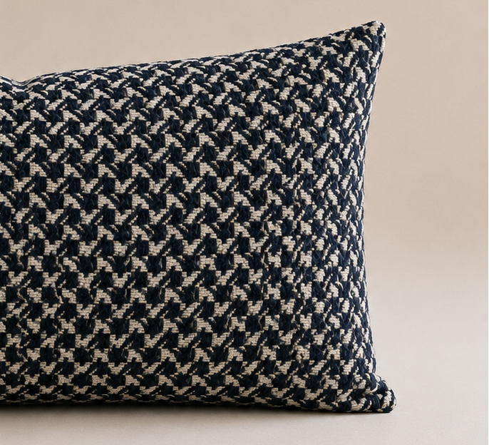 Azul- 100% Wool Pillow Cover (Rectangle)