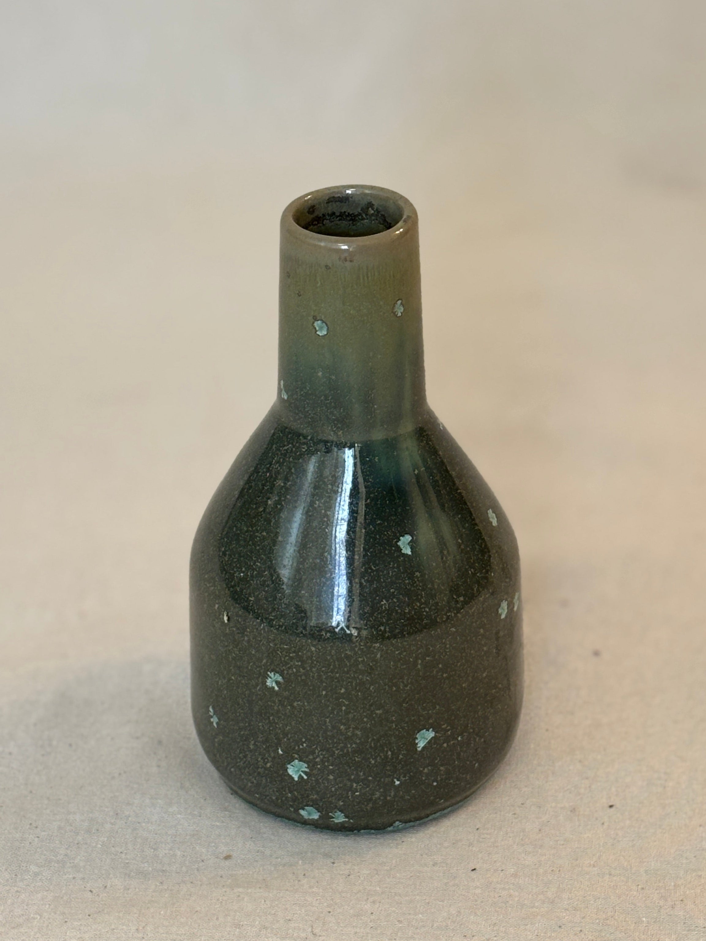 Terra Vase in Green